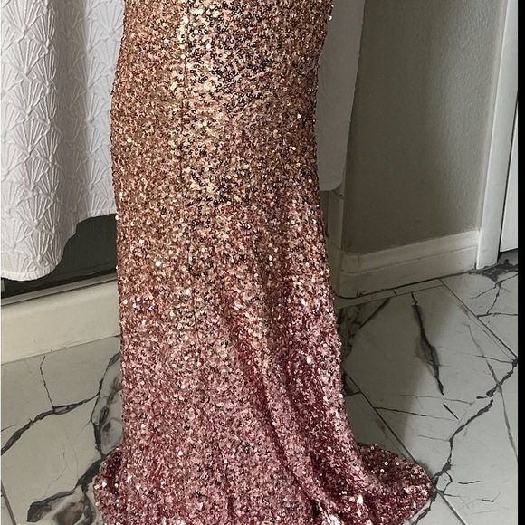 Party Gown. Ombré Pink and Gold. Sequin. - Picture 14 of 14